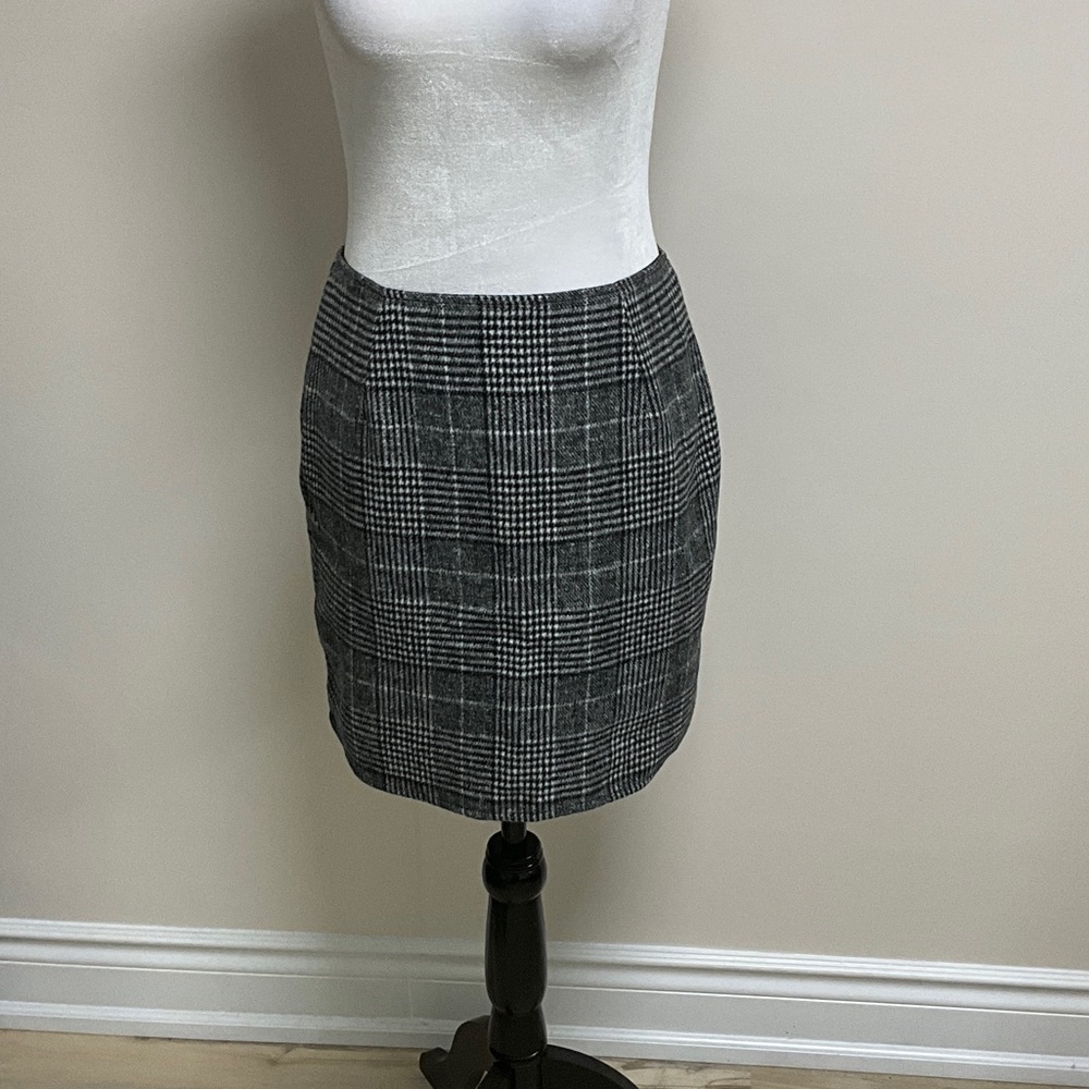 HAODUOYI Black and White Plaid Pencil Skirt